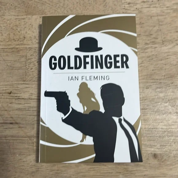 James Bond Collection Box Set - Picture 7 of 14